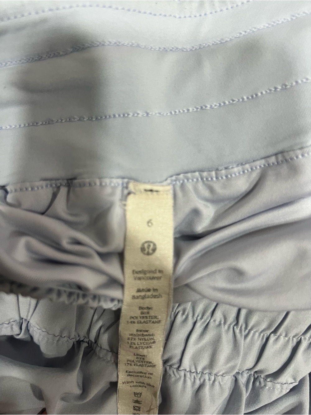 lululemon athletica Women's Light Gray Athletic Shorts - Picture 3 of 3